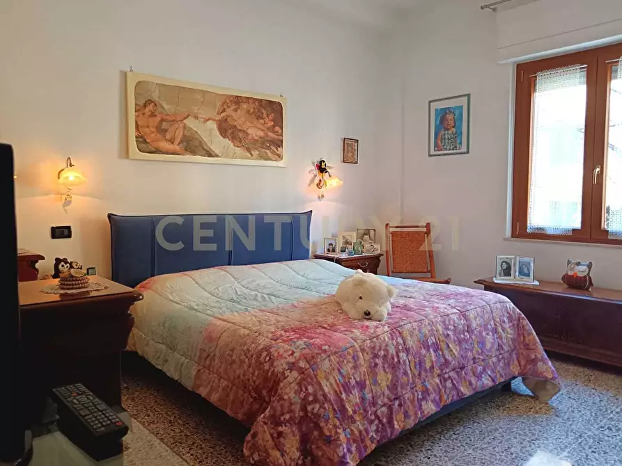 Immagine 30 di Quadrilocale in vendita  in Via Serdini 89 a Abbadia San Salvatore