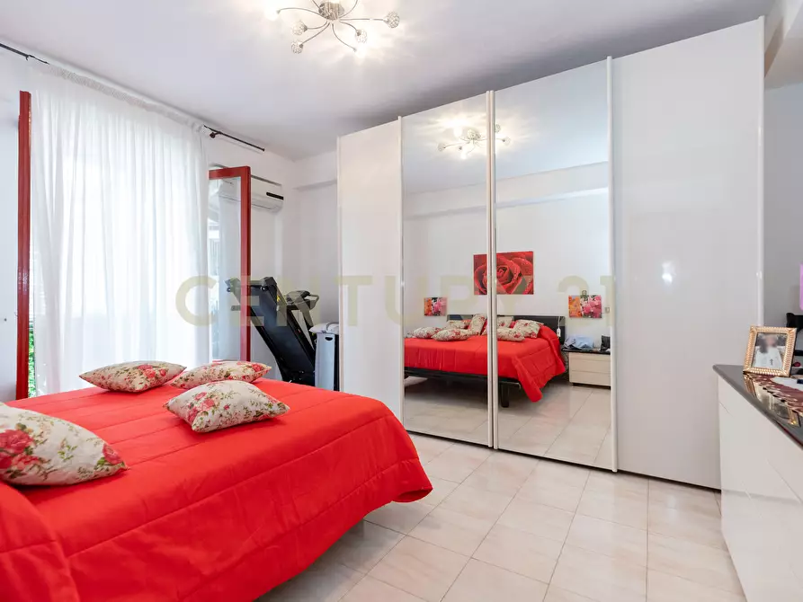 Immagine 29 di Trilocale in vendita  in Via Rettifilo 141 a Santa Venerina