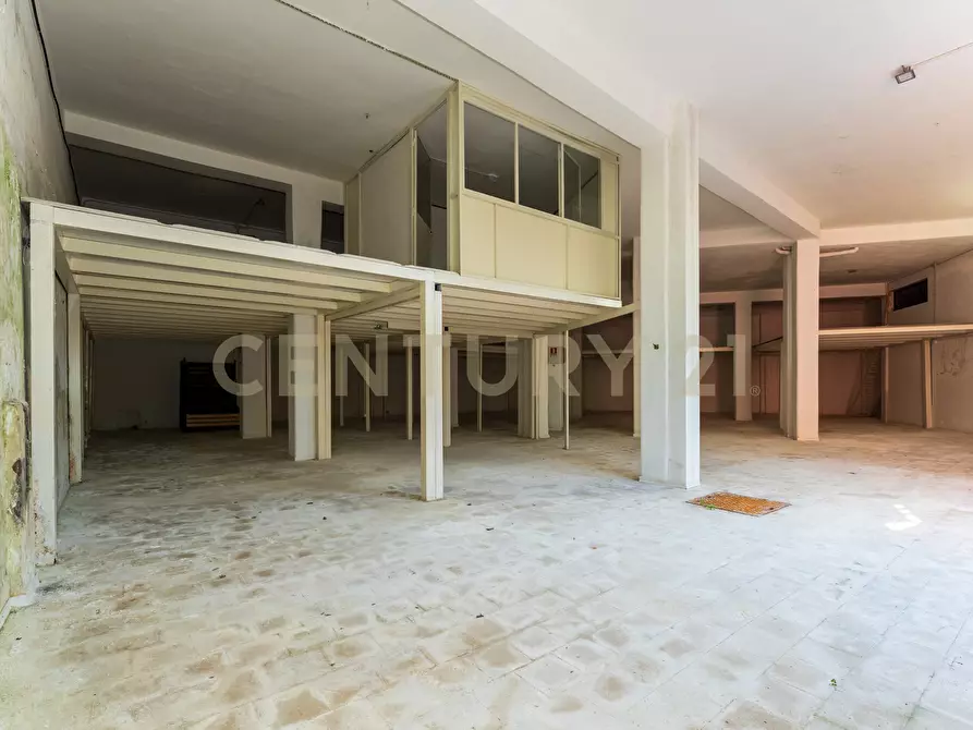 Immagine 10 di Casa indipendente in vendita  in CORSO SAN VITO 141 a Catania