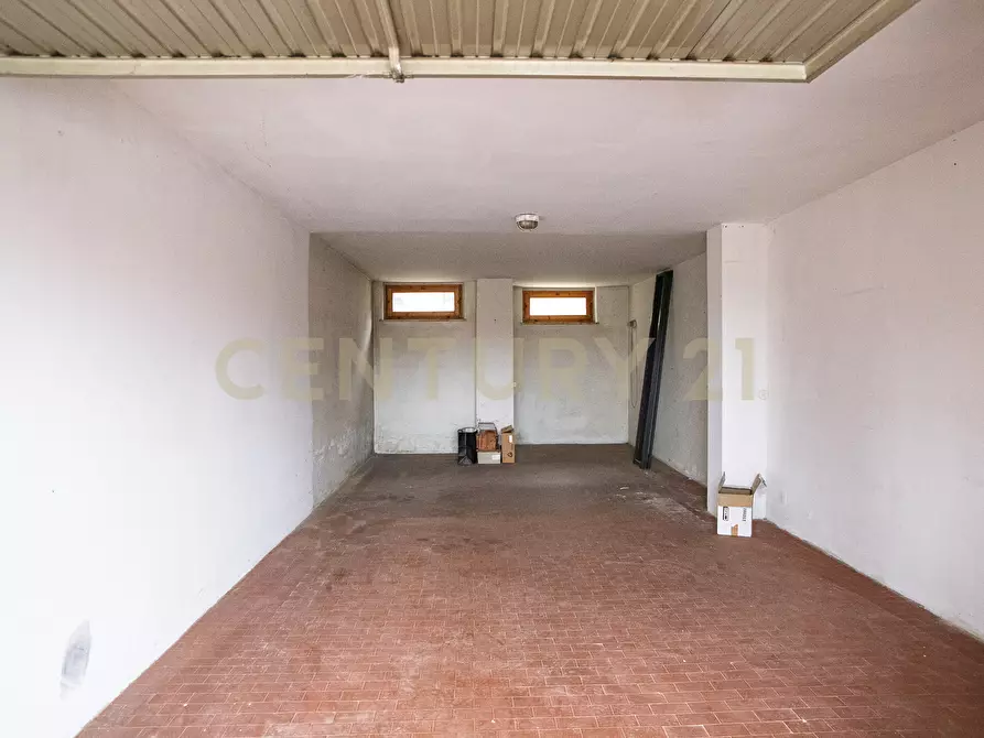 Immagine 35 di Pentalocale in vendita  in Via A. Vignali 16 a Siena