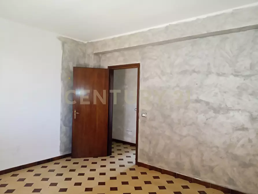 Immagine 43 di Bilocale in vendita  in Via Spirito Santo 51 a Aci Sant'antonio