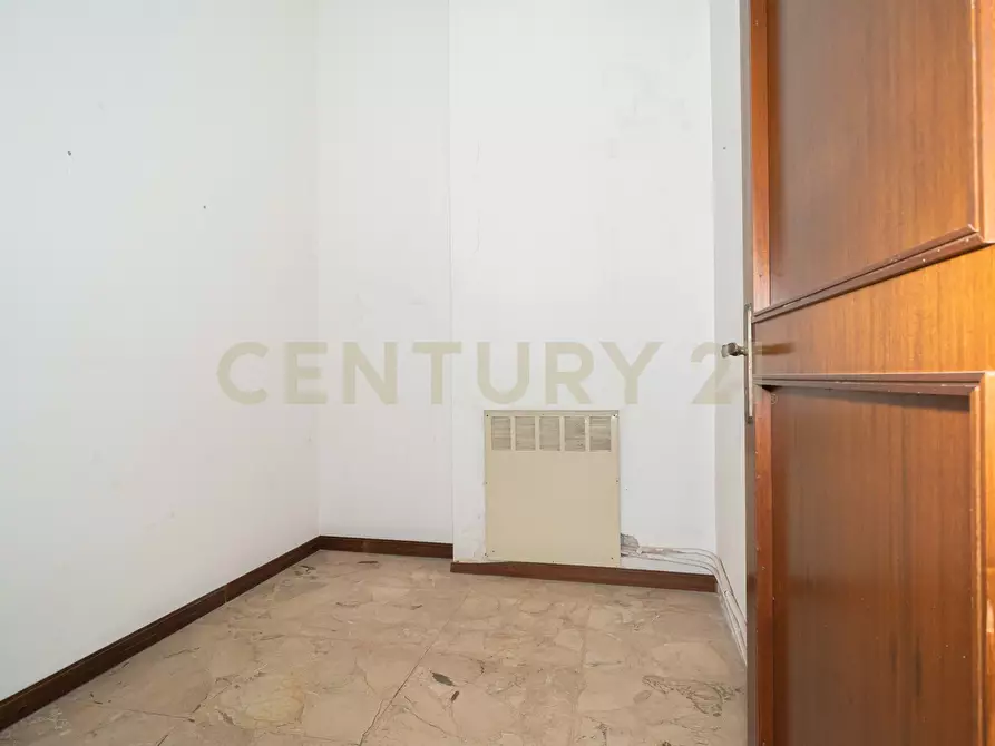 Immagine 18 di Quadrilocale in vendita  in Via Vittorio Emanuele 424 a Paterno'