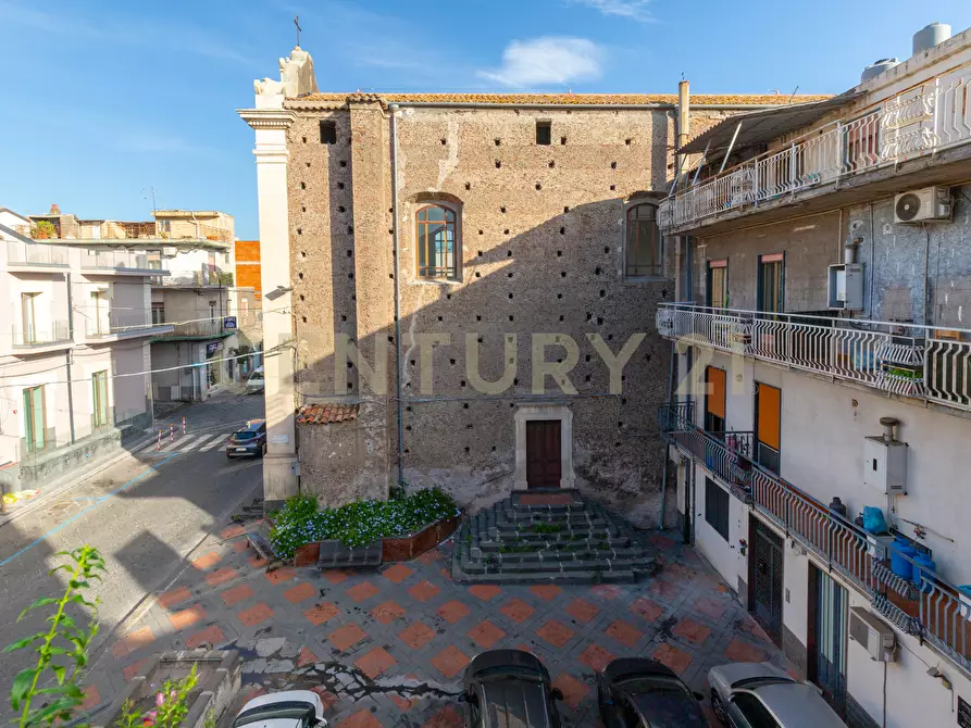 Immagine 1 di Pentalocale in vendita  in Piazza Giovanni Longo 122 a Misterbianco