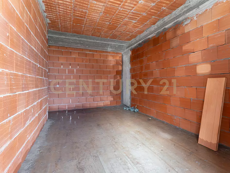 Immagine 30 di Quadrilocale in vendita  in Via Turati 13 a Belpasso