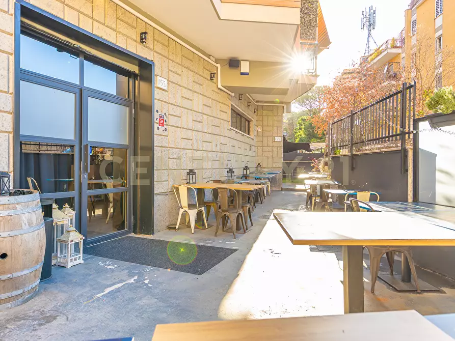Immagine 20 di Bar / Ristorante in vendita  in Via della Farnesina 155 a Roma