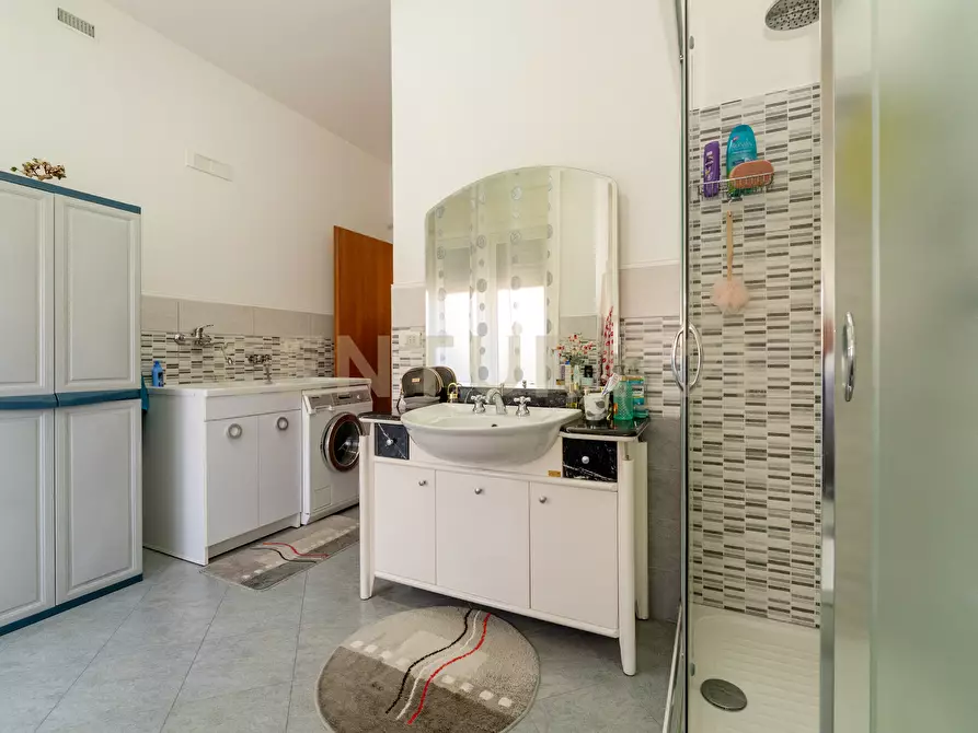 Immagine 43 di Trilocale in vendita  in Via Riccardo Wagner 50 a Acireale