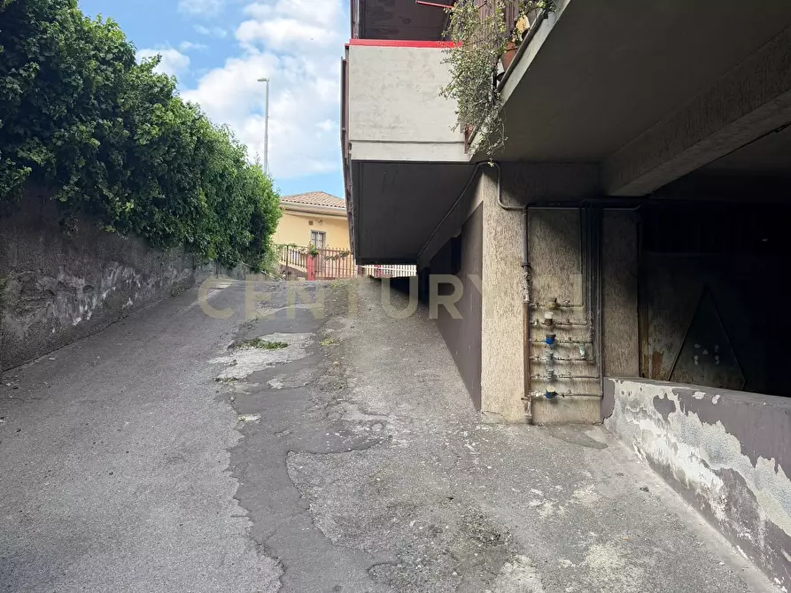 Immagine 9 di Garage in vendita  in Via Immacolata 37 a Catania