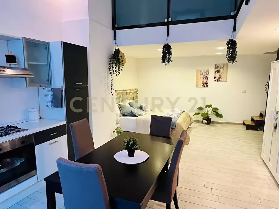 Immagine 7 di Loft/Open space in vendita  in Via Cristoforo Colombo 38 a Catania