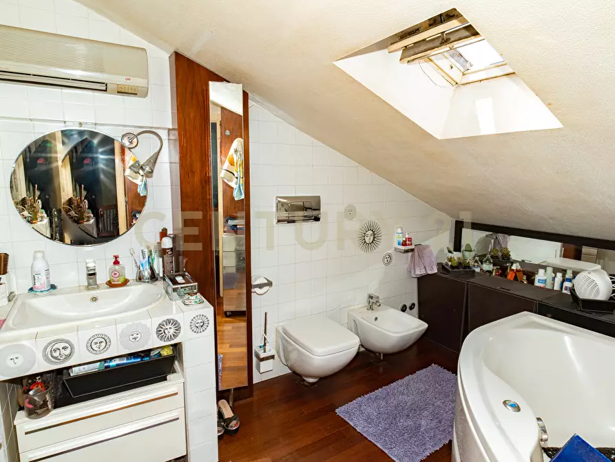 Immagine 16 di Villa in vendita  in Via G. Pezzana 9 a Aci Castello