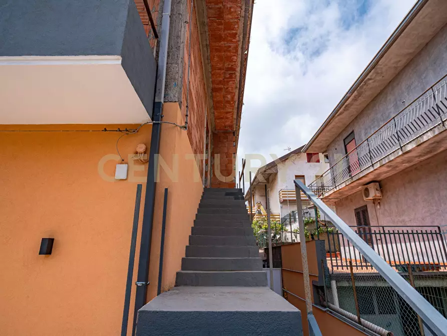 Immagine 3 di Casa semindipendente in vendita  in Via San Giuseppe 11 a Pedara