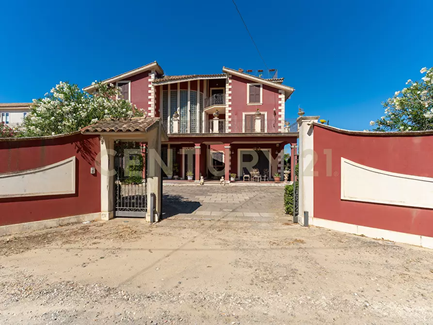 Immagine 15 di Villa in vendita  in Via Ottavia Penna 50 a Caltagirone