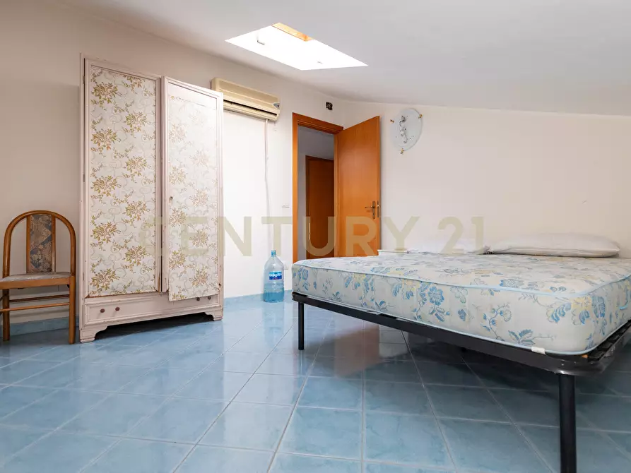 Immagine 39 di Mansarda in vendita  in Via Spiaggia 39 a Mascali