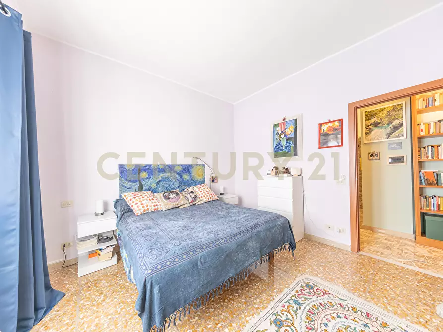 Immagine 11 di Bilocale in vendita  in Via Michelangelo Pinto 3 a Roma