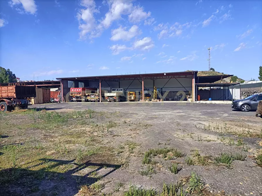 Immagine 2 di Capannone industriale in vendita  in Contrada Sieli SP12 a Misterbianco