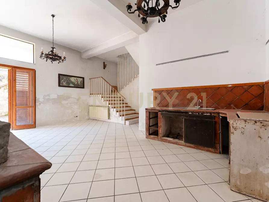 Immagine 34 di Villa in vendita  in Via dei Ciclopi 71 a Aci Catena