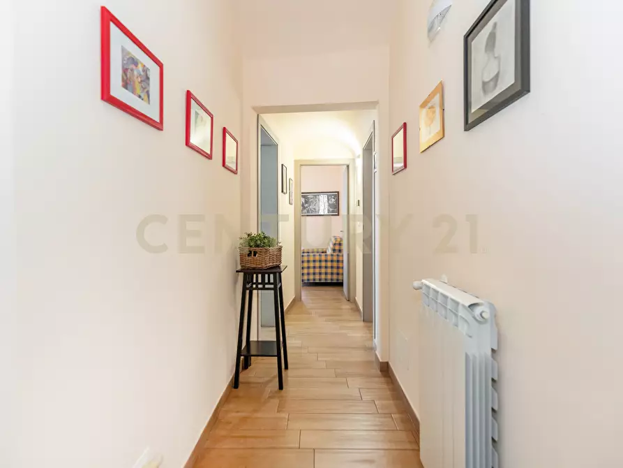 Immagine 36 di Pentalocale in vendita  in Via Recupero 38 a Catania