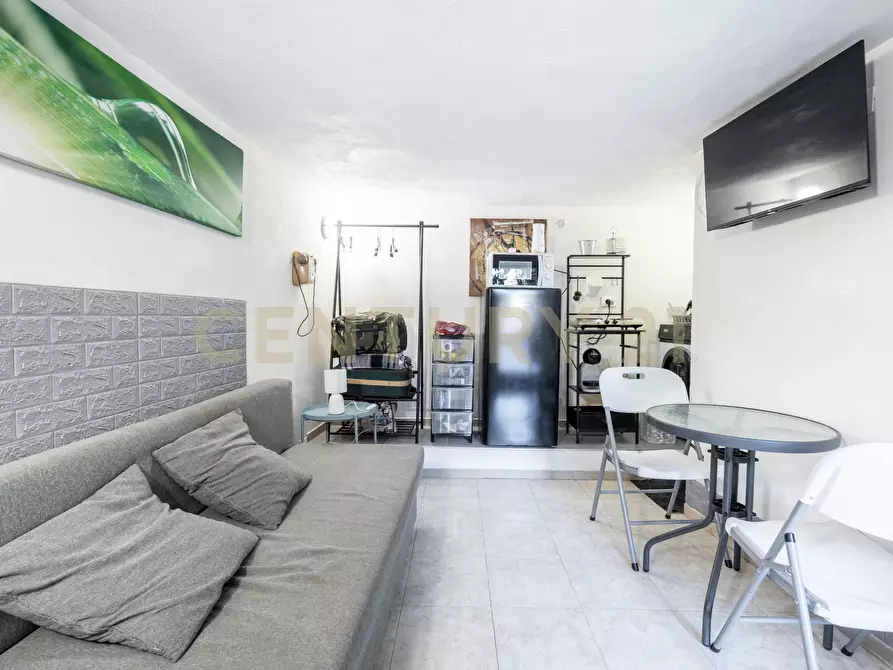 Immagine 23 di Trilocale in vendita  in Via Livorno 87 a Aci Castello