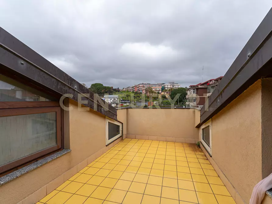 Immagine 14 di Trilocale in vendita  in Via Antonio Gramsci 23 a Gravina Di Catania