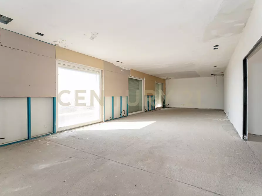 Immagine 12 di Attico in vendita  in Via Firenze 6 a Catania