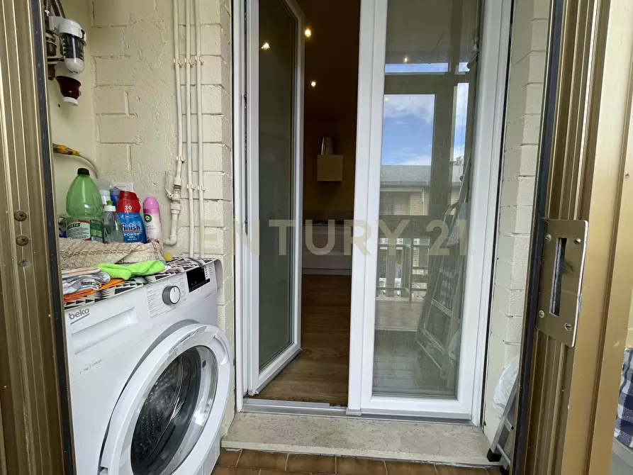 Immagine 17 di Trilocale in vendita  in Via Donatori del Sangue a Orbetello