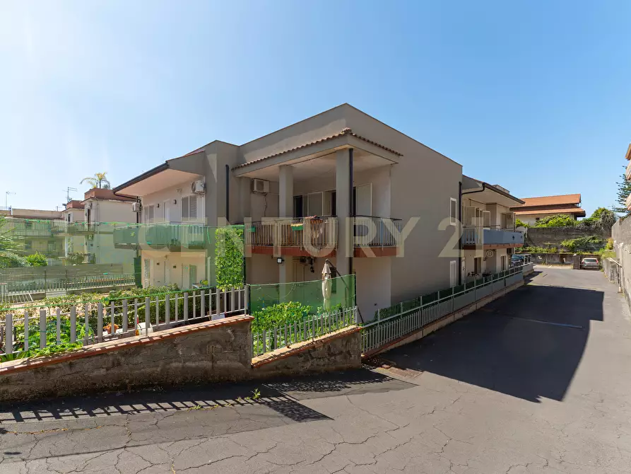 Immagine 42 di Appartamento in vendita  in Viale delle Olimpiadi 12 a Catania
