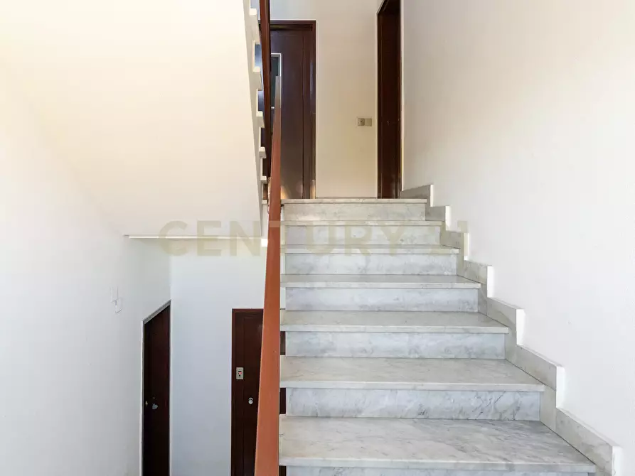 Immagine 6 di Pentalocale in vendita  in Viale Nitta 16b a Catania