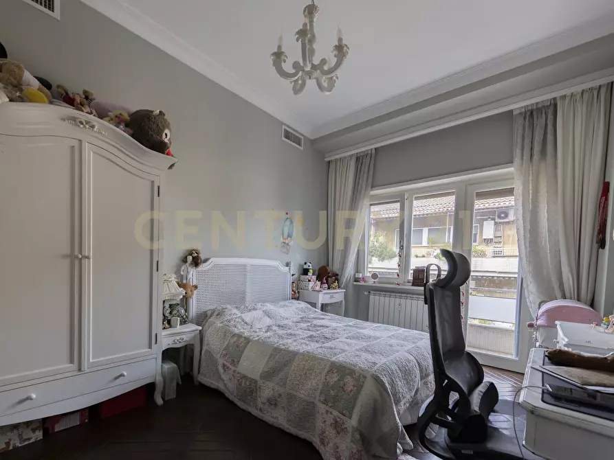 Immagine 25 di Quadrilocale in vendita  in Via Gregorio VII 382 a Roma