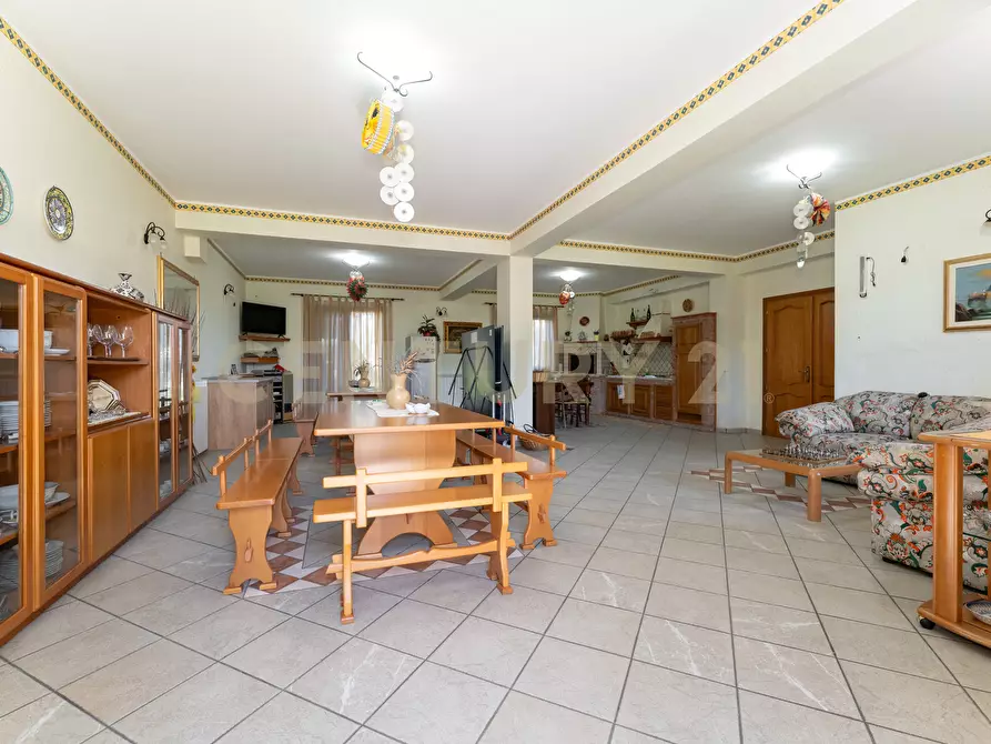 Immagine 21 di Villa in vendita  in Strada Comunale Calderara 5 a Randazzo