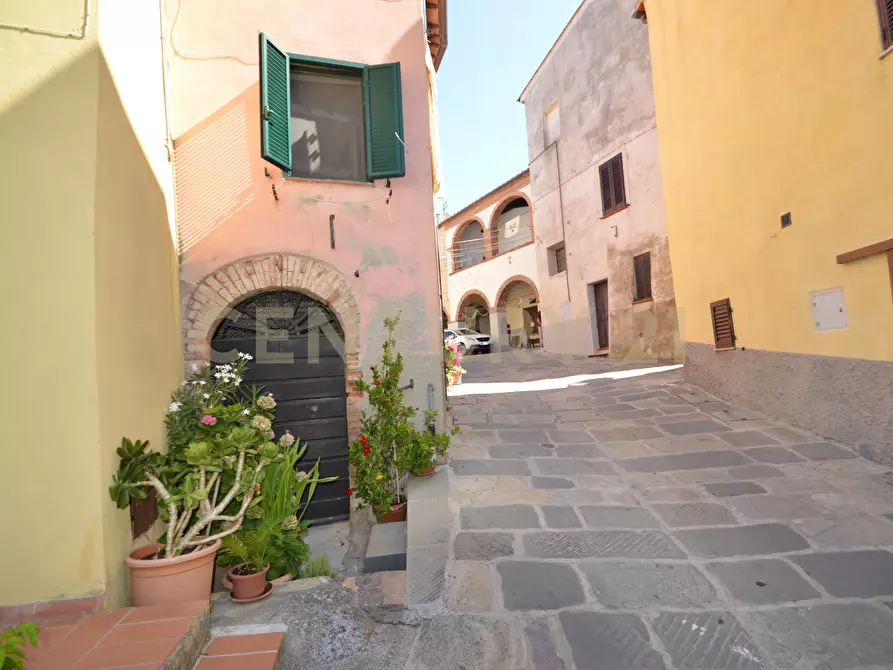 Immagine 9 di Trilocale in vendita  in Via degli Ugurgeri 1 a Grosseto