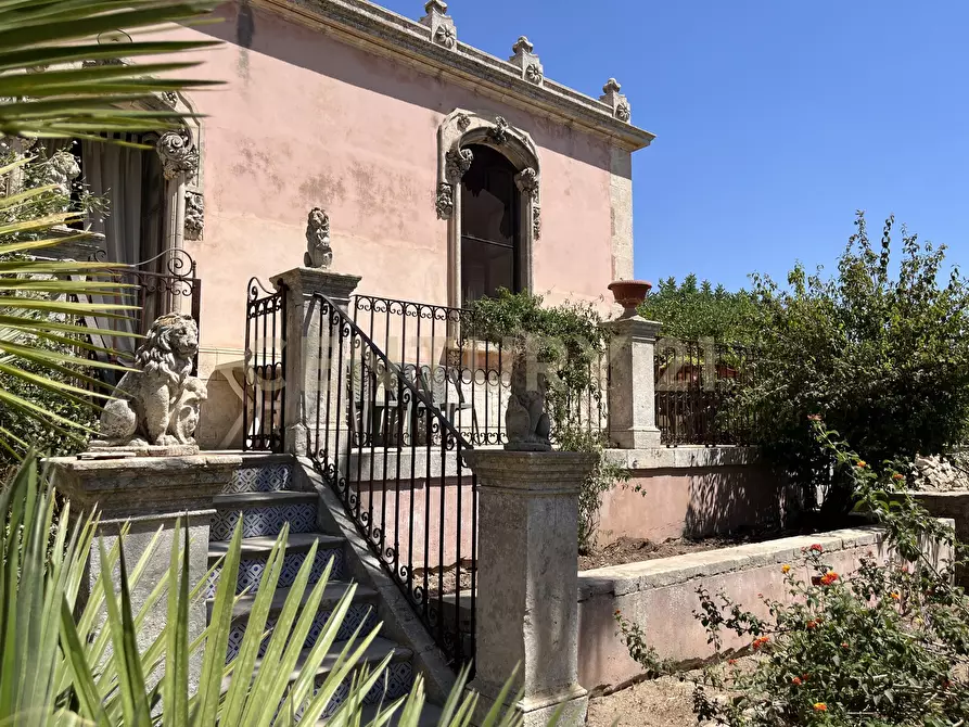 Immagine 20 di Villa in vendita  in Contrada Pirato Cava Maria 47 a Modica