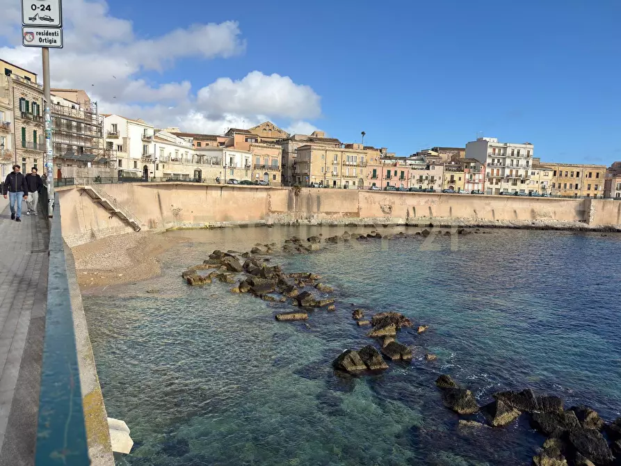 Immagine 17 di Quadrilocale in vendita  in Via Salomone 30 a Siracusa