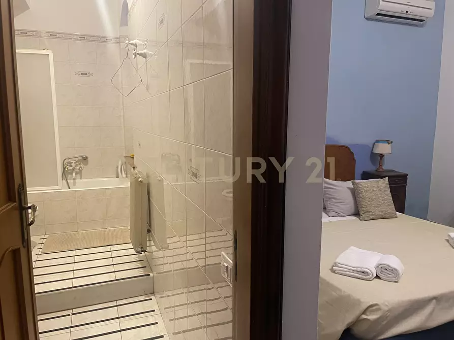 Immagine 40 di Villa in vendita  in manzella sn a Aci Castello