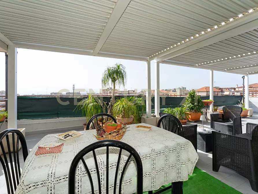 Immagine 45 di Pentalocale in vendita  in Via Acquedotto Greco 248 a Catania