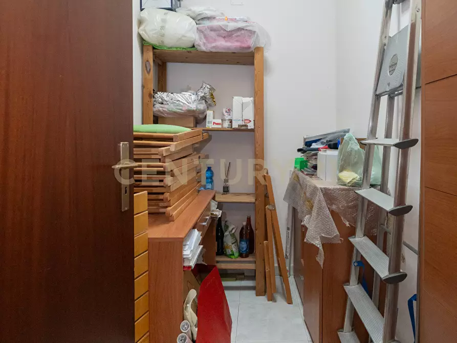 Immagine 20 di Quadrilocale in vendita  in Via Giolitti Giovanni SNC a Gravina Di Catania