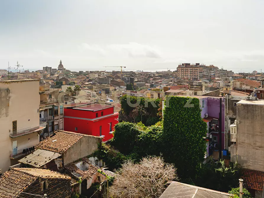 Immagine 41 di Pentalocale in vendita  in Via Acquedotto Greco 248 a Catania