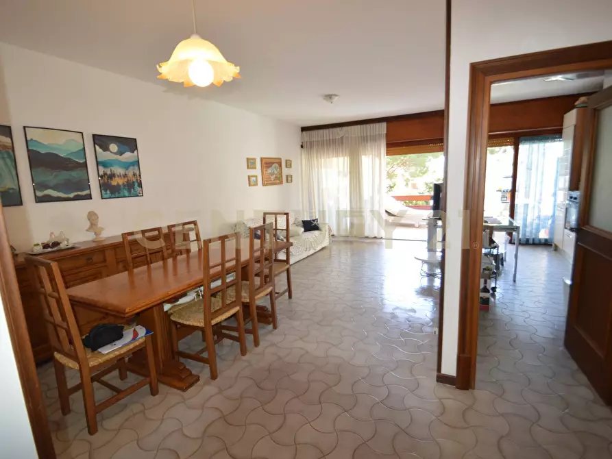 Immagine 17 di Quadrilocale in vendita  a Castiglione Della Pescaia