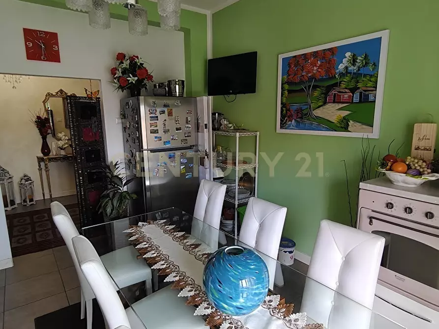 Immagine 4 di Pentalocale in vendita  in Stradone Santa Lucia 109 a Verona