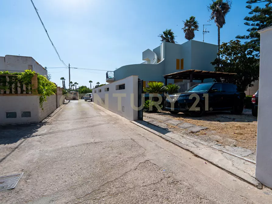 Immagine 13 di Villa in vendita  in SP67 51 a Pozzallo