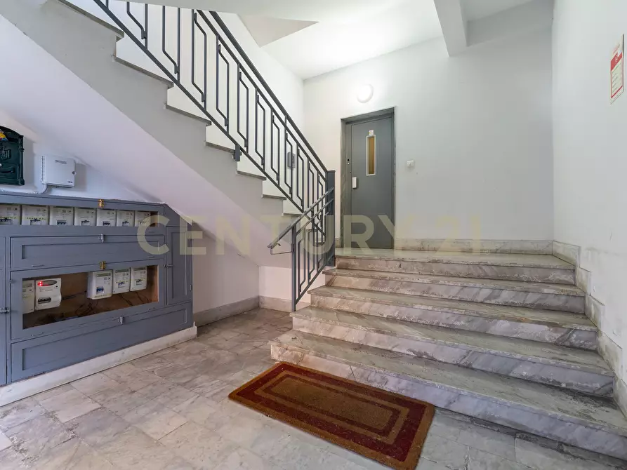 Immagine 15 di Trilocale in vendita  in Via Riccardo Wagner 50 a Acireale