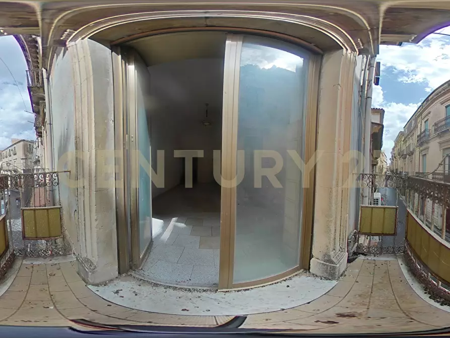 Immagine 49 di Appartamento in vendita  in VIA LUIGI STURZO 129 a Caltagirone