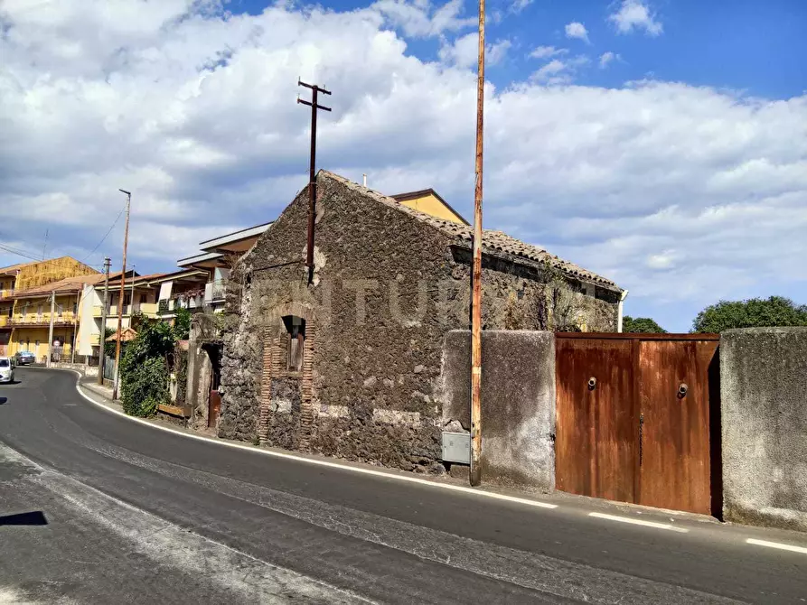 Immagine 24 di Rustico / casale in vendita  in Via Maugeri 12 a Valverde