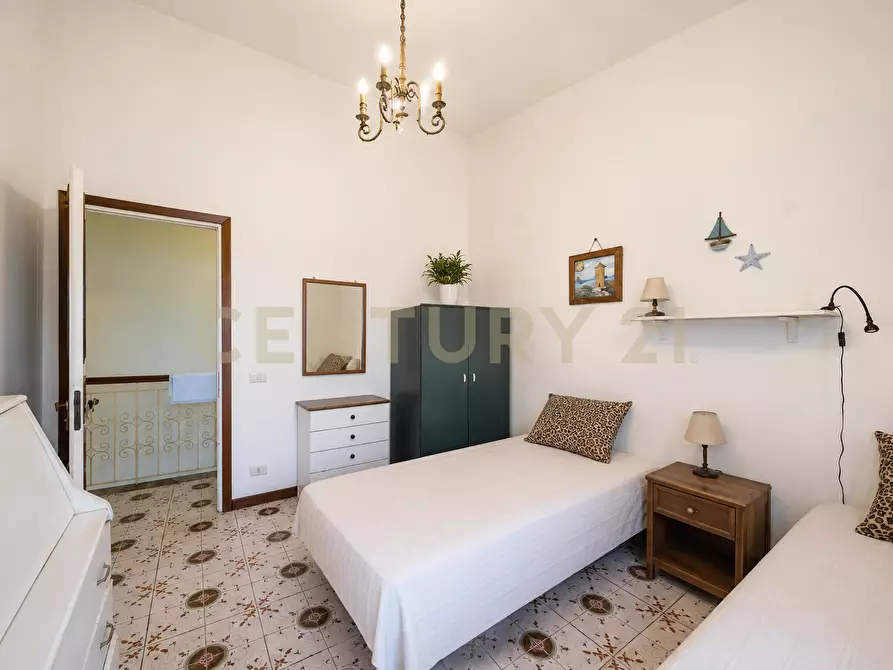 Immagine 4 di Villetta a schiera in vendita  in Viale dei Gladioli 12 a Anzio