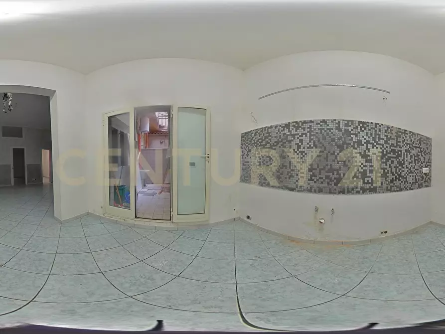 Immagine 32 di Trilocale in vendita  in Via del Piccone 7 a Catania