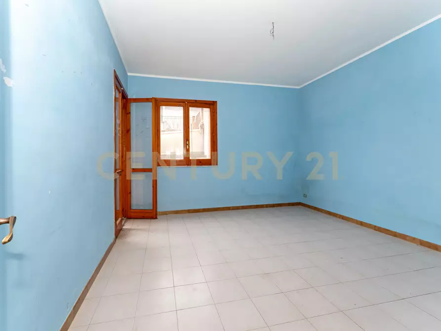 Immagine 10 di Quadrilocale in vendita  in Via Guglielmo Marconi 15 a Viagrande