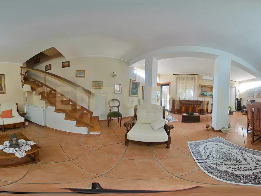 Immagine 58 di Villa in vendita  in Via Libertà 1 a Mascalucia