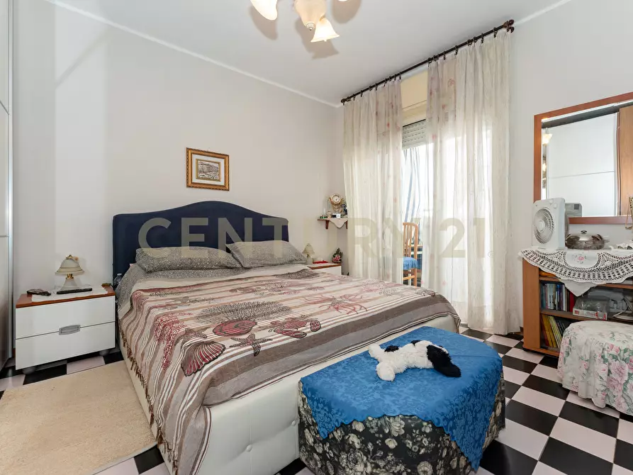 Immagine 30 di Quadrilocale in vendita  in Viale San Teodoro 7 a Catania