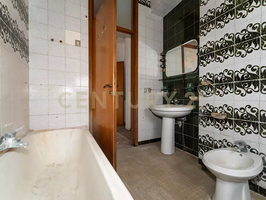 Immagine 41 di Villa in vendita  in Via Monte Cicirello 8 a Catania