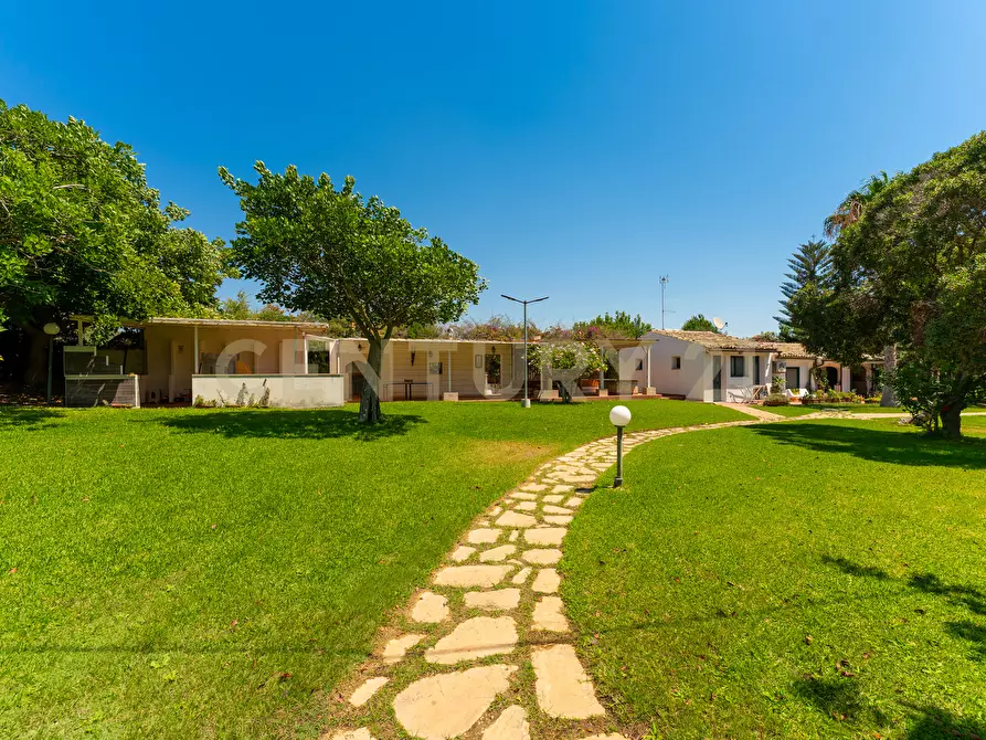 Immagine 9 di Villa in vendita  in viac strada provinciale pozzallo sampieri 2 a Modica