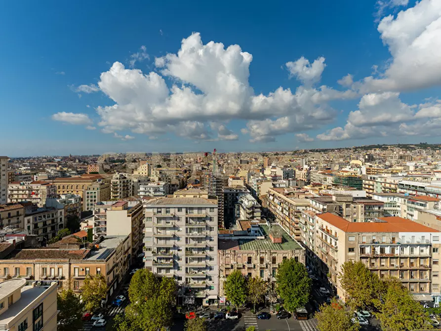 Immagine 28 di Attico in vendita  in Via Firenze 6 a Catania