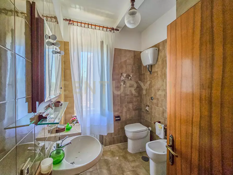 Immagine 9 di Casa bifamiliare in vendita  in Via della Collacchia a Roccastrada